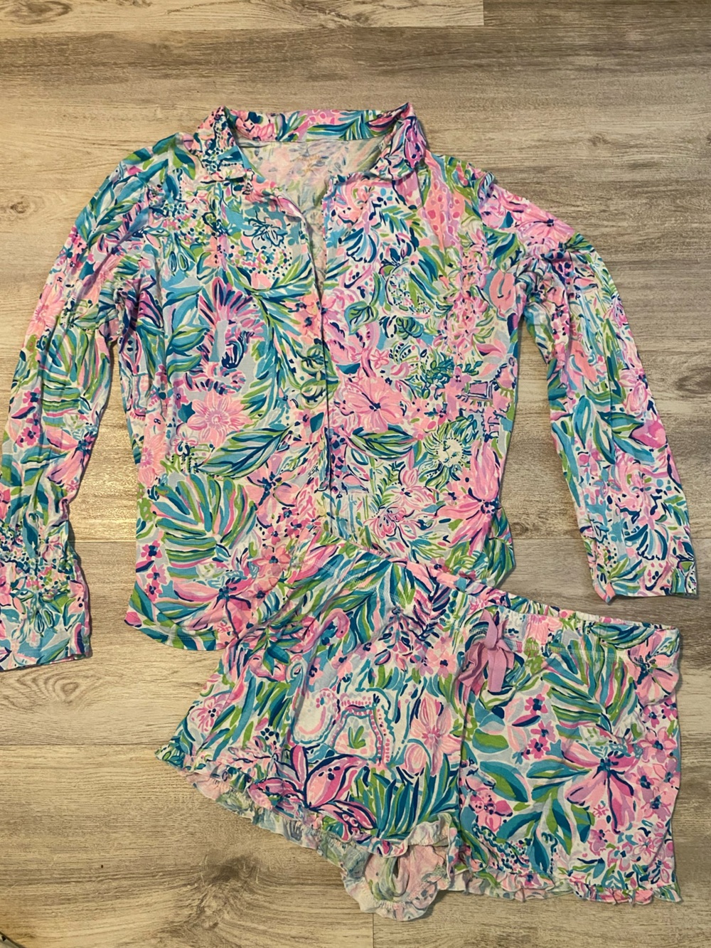 Lilly Pulitzer Tropical Lilly’s Favorite Things Pajama Set in XXL/XL